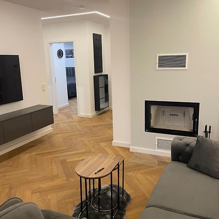 Neubau Apartment Mit Kamin Und Terrasse In Premium Lage Parkplatz Inklusive Bielefeld Exterior foto